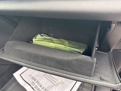 Used 2024 Jeep Grand Cherokee Summit w/ Luxury Tech Group V image 41