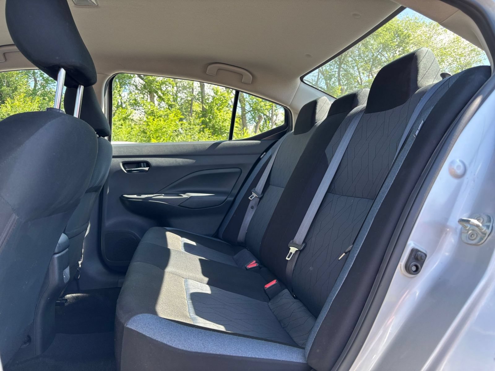 Used 2025 Nissan Versa SV FWD image 24