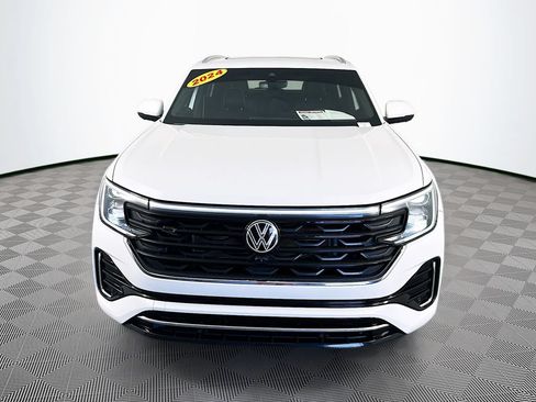 Used 2024 Volkswagen Atlas Cross Sport SEL Premium R-Line AWD/4WD image 4