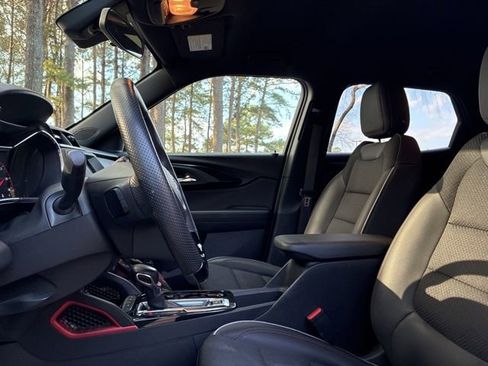 Used 2023 Chevrolet TrailBlazer RS image 21