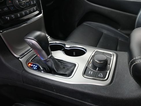 Used 2021 Jeep Grand Cherokee Limited w/ Quick Order Package 28K 80th AWD/4WD image 32