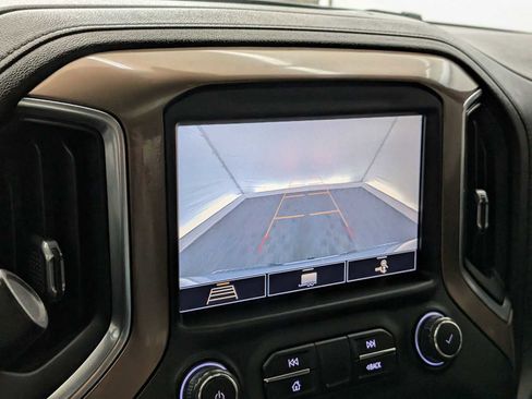 Used 2020 Chevrolet Silverado 1500 High Country image 32