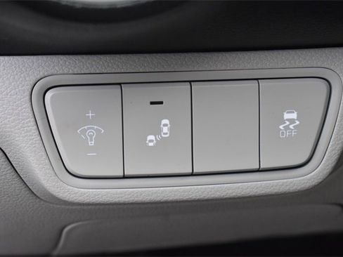 Certified 2023 Kia Forte LXS w/ LXS Technology Package image 20