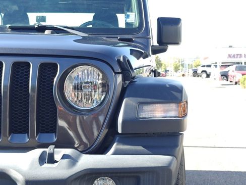 Used 2020 Jeep Wrangler Sport image 28