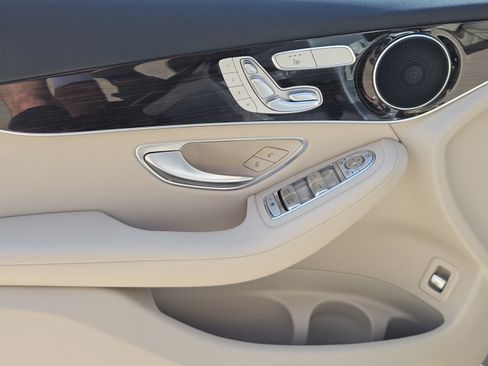 Certified 2022 Mercedes-Benz GLC 300 image 24