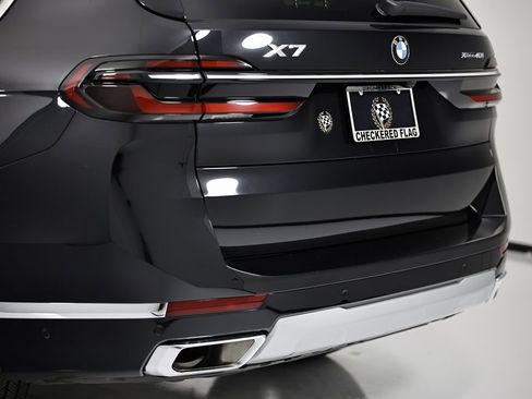 Used 2023 BMW X7 xDrive40i w/ Executive Package image 10