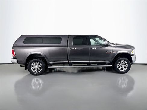 Used 2018 RAM 3500 Laramie Longhorn image 6