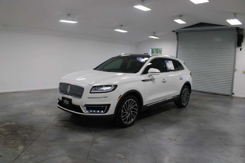 Used 2020 Lincoln Nautilus Reserve w/ Equipment Group 201A FWD image 4