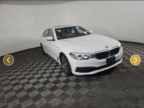 Used 2019 BMW 540i xDrive w/ Premium Package AWD/4WD image 3