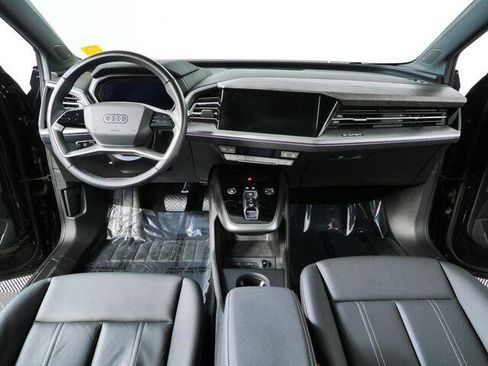 Used 2024 Audi Q4 e-tron Premium Plus AWD/4WD image 29