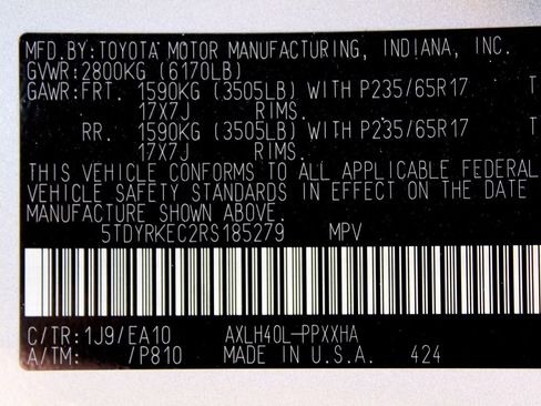 Used 2024 Toyota Sienna XLE FWD image 36