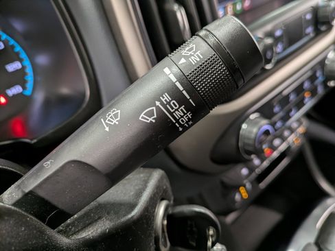 Used 2020 Chevrolet Colorado Z71 image 19