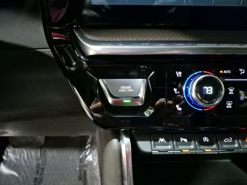 Used 2023 GMC Sierra 1500 Denali w/ Technology Package image 18