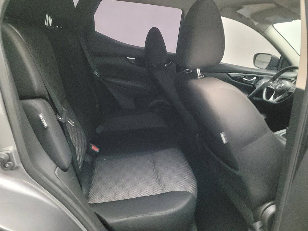 Used 2022 Nissan Rogue Sport SV FWD image 19