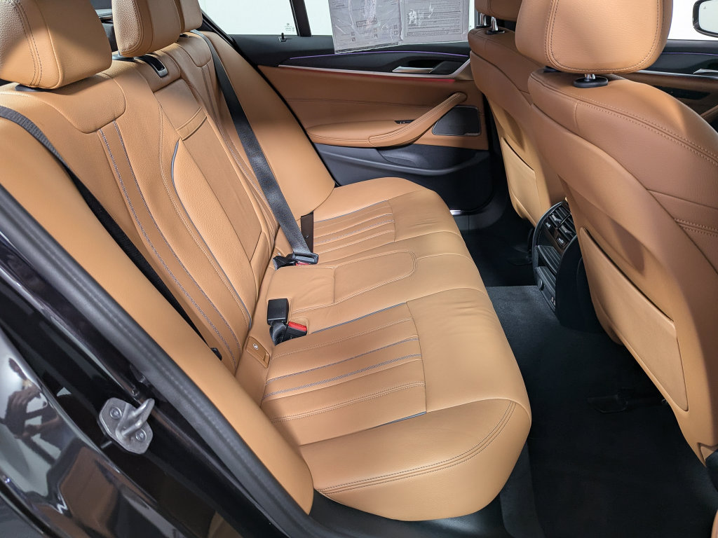 Certified 2023 BMW 530i xDrive w/ Premium Package AWD/4WD image 42