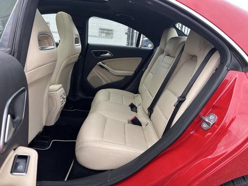 Used 2018 Mercedes-Benz CLA 250 image 14