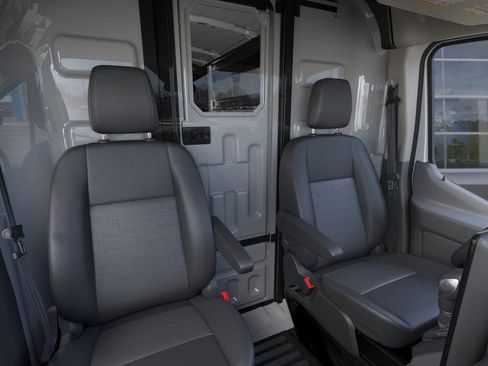 New 2026 Ford Transit 250 148 Medium Roof RWD image 25