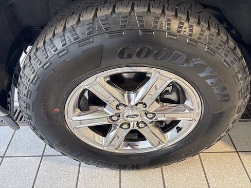 Used 2025 Ford F150 XLT w/ Equipment Group 301A Standard AWD/4WD image 5