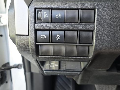 Used 2025 Toyota Tacoma SR5 RWD image 21