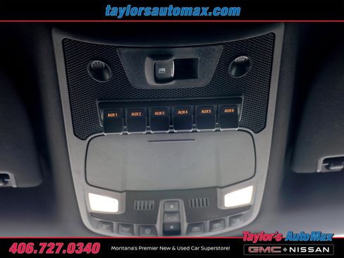 Used 2021 Ford F350 Platinum w/ Tremor Off-Road Package AWD/4WD image 39