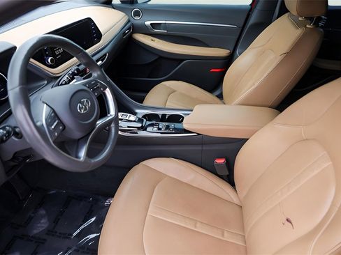 Used 2020 Hyundai Sonata Limited image 11