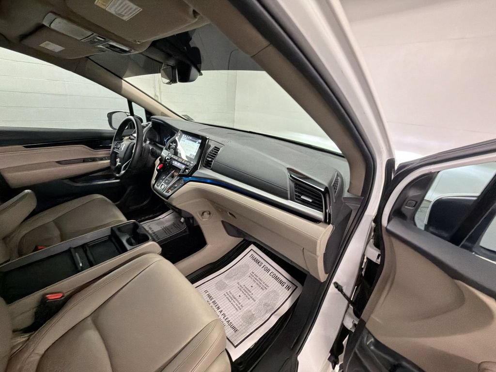 Certified 2024 Honda Odyssey Touring image 29