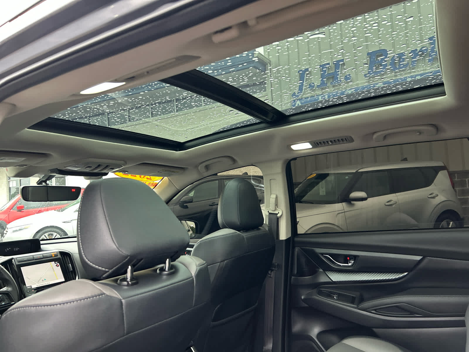 Used 2022 Subaru Ascent Onyx Edition AWD/4WD image 3