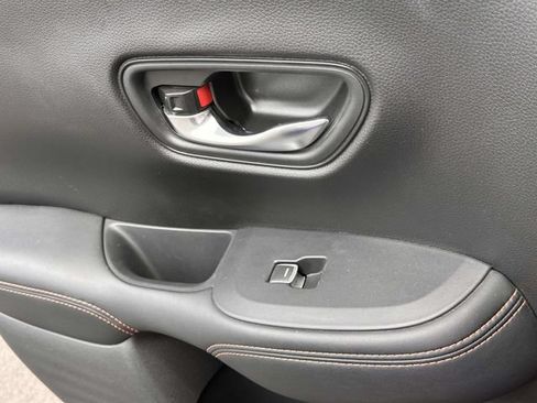 Used 2023 Honda HR-V Sport image 23