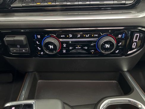 New 2025 Chevrolet Silverado 1500 High Country image 16