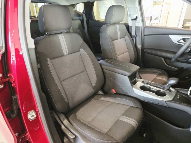 New 2026 Chevrolet Blazer LT w/ Convenience Package AWD/4WD image 15