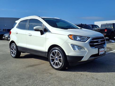 Used 2021 Ford EcoSport Titanium image 2