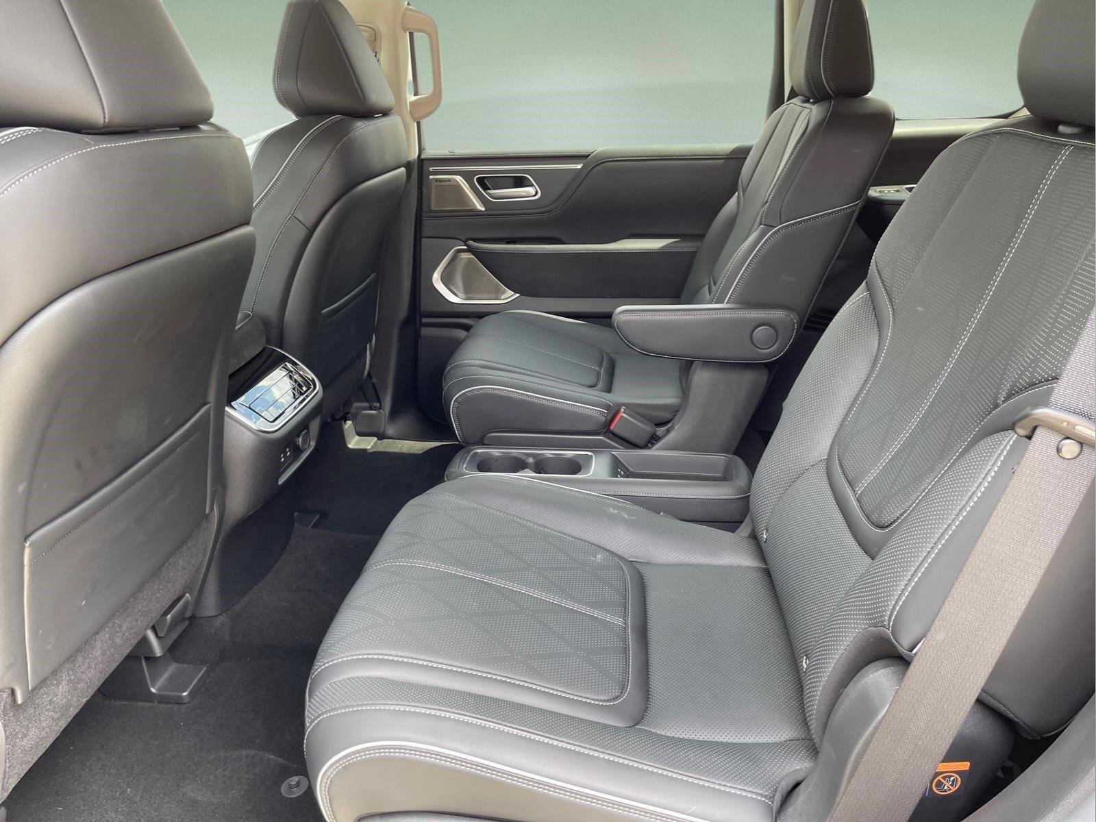 Certified 2025 INFINITI QX80 Sensory AWD/4WD image 10