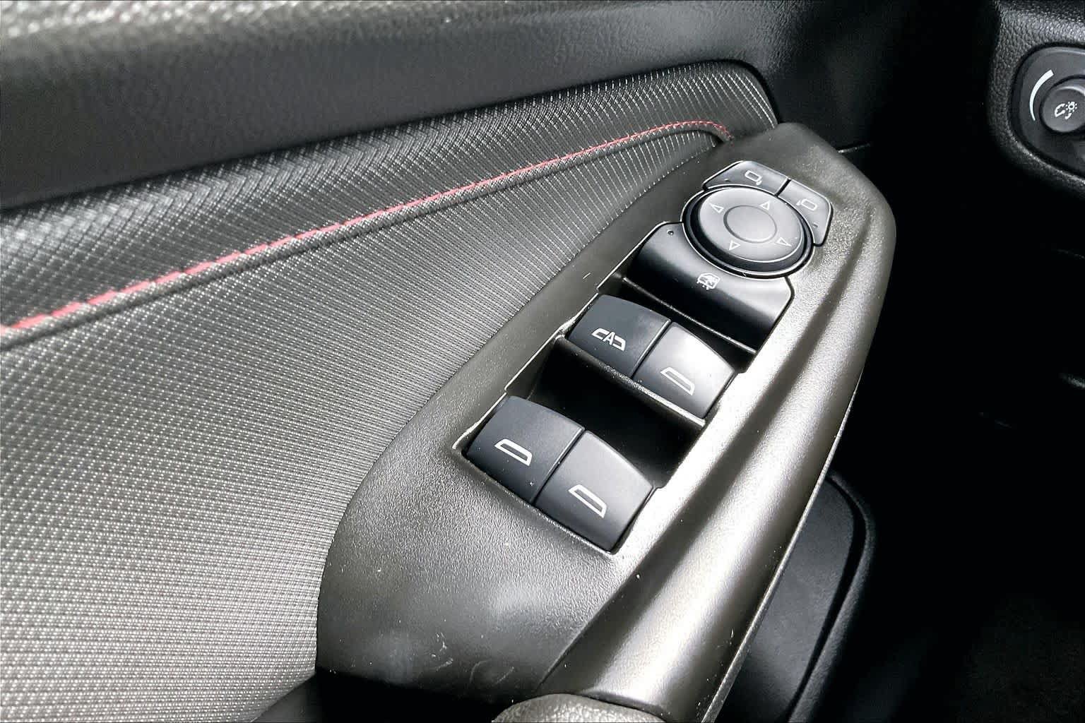 Used 2023 Chevrolet TrailBlazer RS FWD image 34