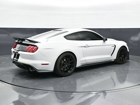 Used 2019 Ford Mustang Shelby GT350 w/ Technology Package RWD image 2