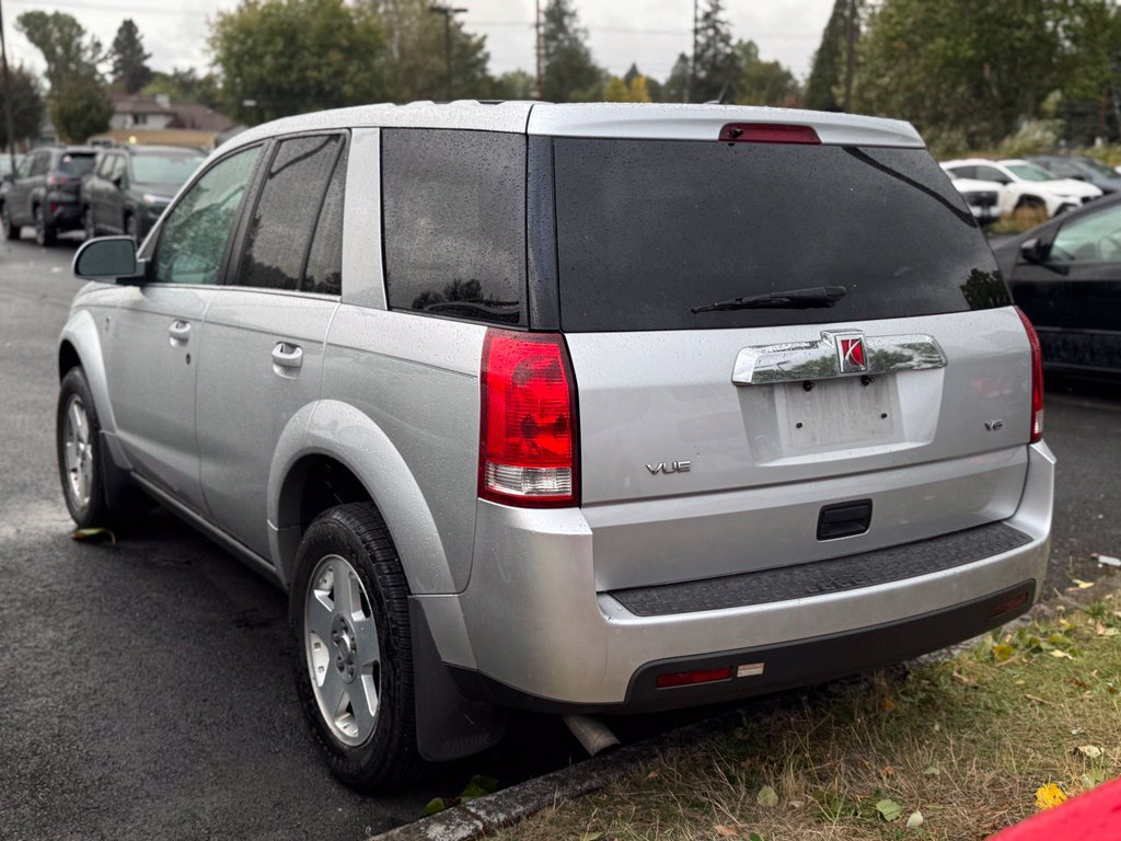 Used 2006 Saturn Vue 2WD V6 w/ Comfort Pkg image 2