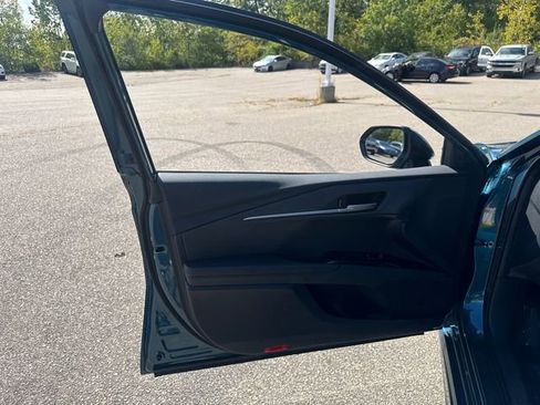 Certified 2025 Toyota Camry SE image 27