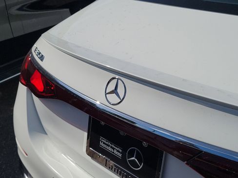 Certified 2025 Mercedes-Benz E 350 Sedan image 6