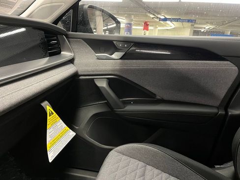 New 2026 Volkswagen Tiguan S image 31