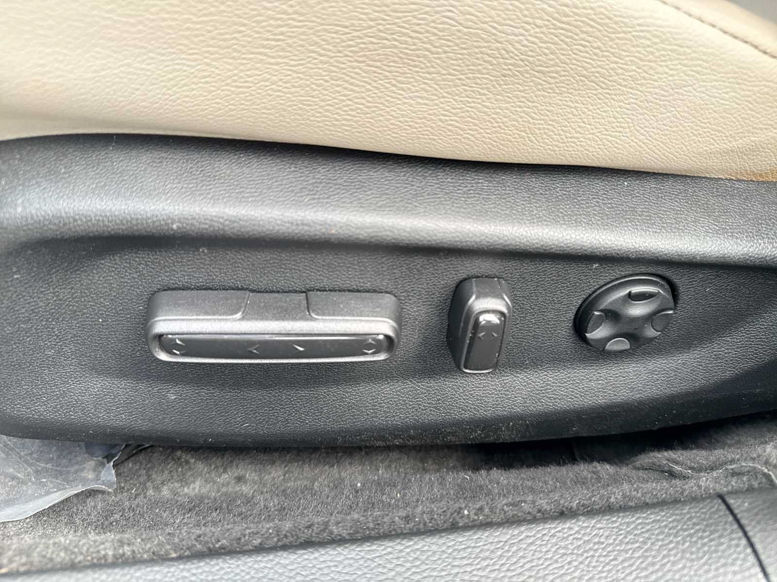 Used 2018 Honda Accord Touring image 14