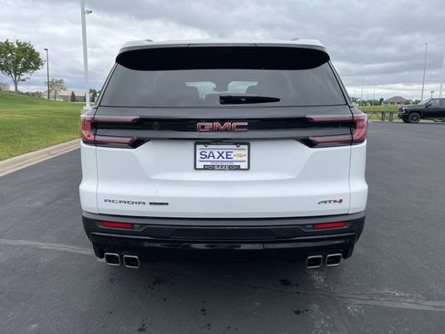 Used 2024 GMC Acadia AT4 w/ Super Cruise Package AWD/4WD image 4