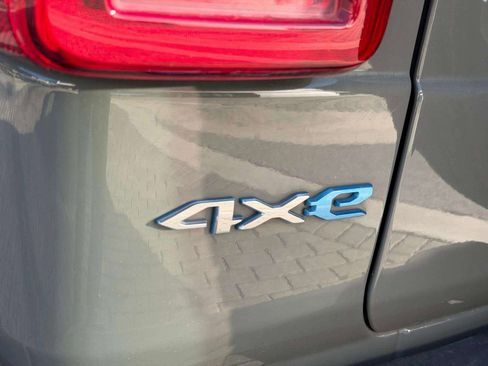 Used 2021 Jeep Wrangler Unlimited Sahara image 44