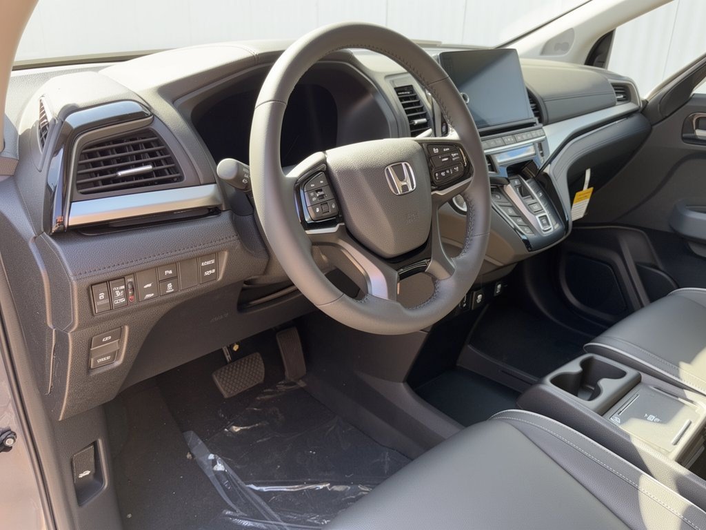 New 2027 Honda Odyssey Touring image 4