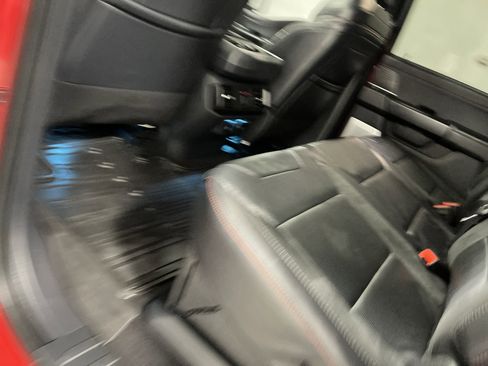Used 2025 Ford F150 Raptor AWD/4WD image 17
