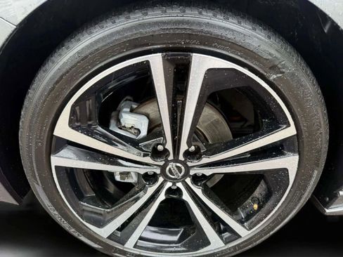 Used 2023 Nissan Sentra SR w/ Electronics Package image 27