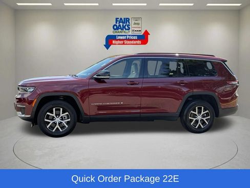 Used 2025 Jeep Grand Cherokee L Limited AWD/4WD image 12