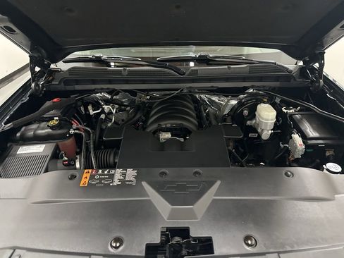 Used 2018 Chevrolet Silverado 1500 LT w/ All Star Edition AWD/4WD image 6