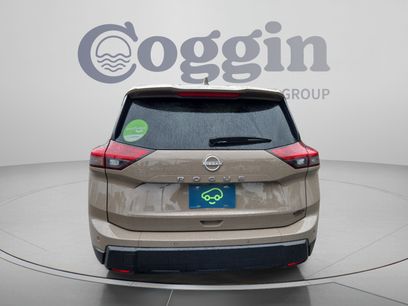 Used 2025 Nissan Rogue SV