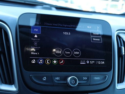 Used 2023 Chevrolet Malibu LT image 9