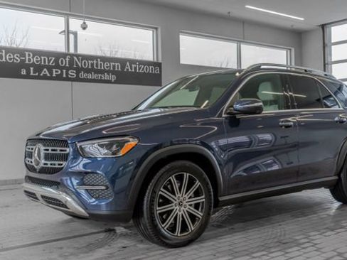 Used 2024 Mercedes-Benz GLE 350 4MATIC image 3