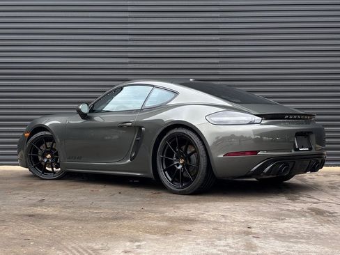 Certified 2024 Porsche 718 Cayman GT4 image 3